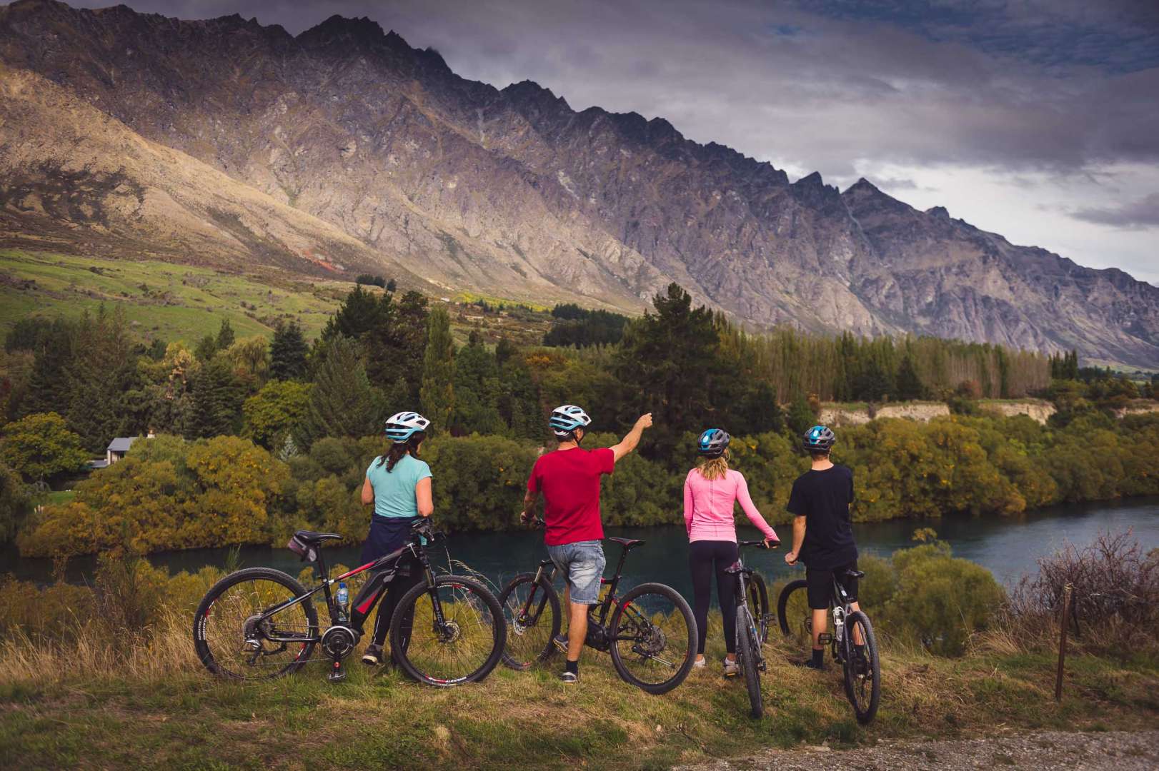 self-guided biking adventure riding the beautiful Queenstown Trails