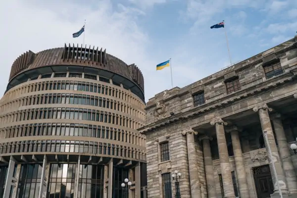 A great thing to do is to visit the Beehive, the parliamentary building in Wellington, New Zealand.