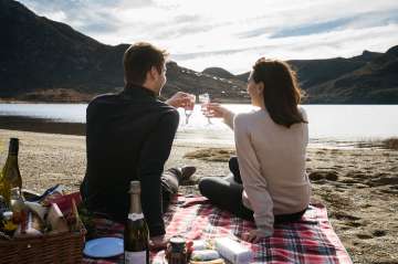 Heli-Picnic Alpine Lake