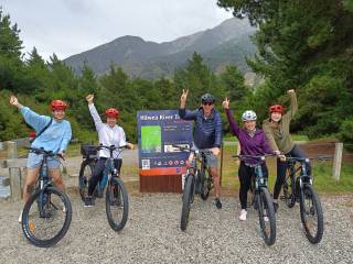 Bike The Wānaka And Hāwea Trails - Luxury Shuttle Included