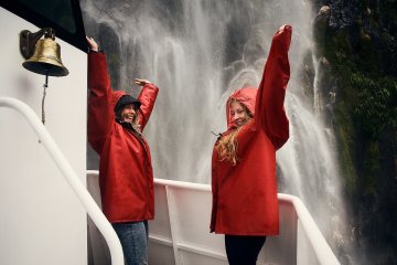 Discover Milford Sound Cruise Experience