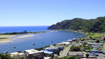 Flight from Gisborne to Whakatane