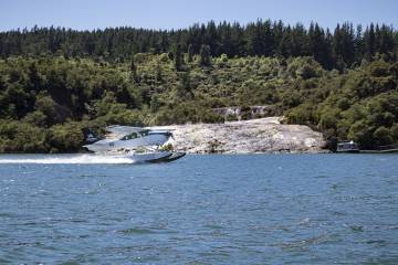 MOUNT TARAWERA / ORAKEI KORAKO 'THERMAL EXPLORER' DUAL LANDING - 5A