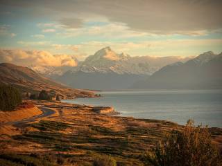 Mt Cook to Christchurch Small Group Tour via Lake Tekapo (One Way)