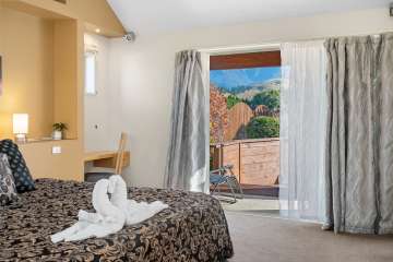 Stay and Spa - accommodation and massage package