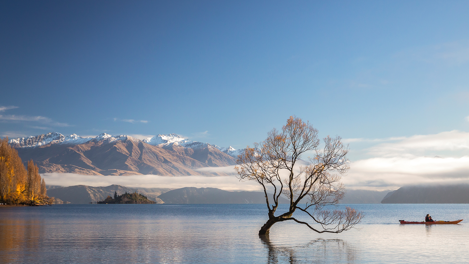 Wanaka Travel Guide NZ | Lakes, Scenic Walks & Outdoor Adventures