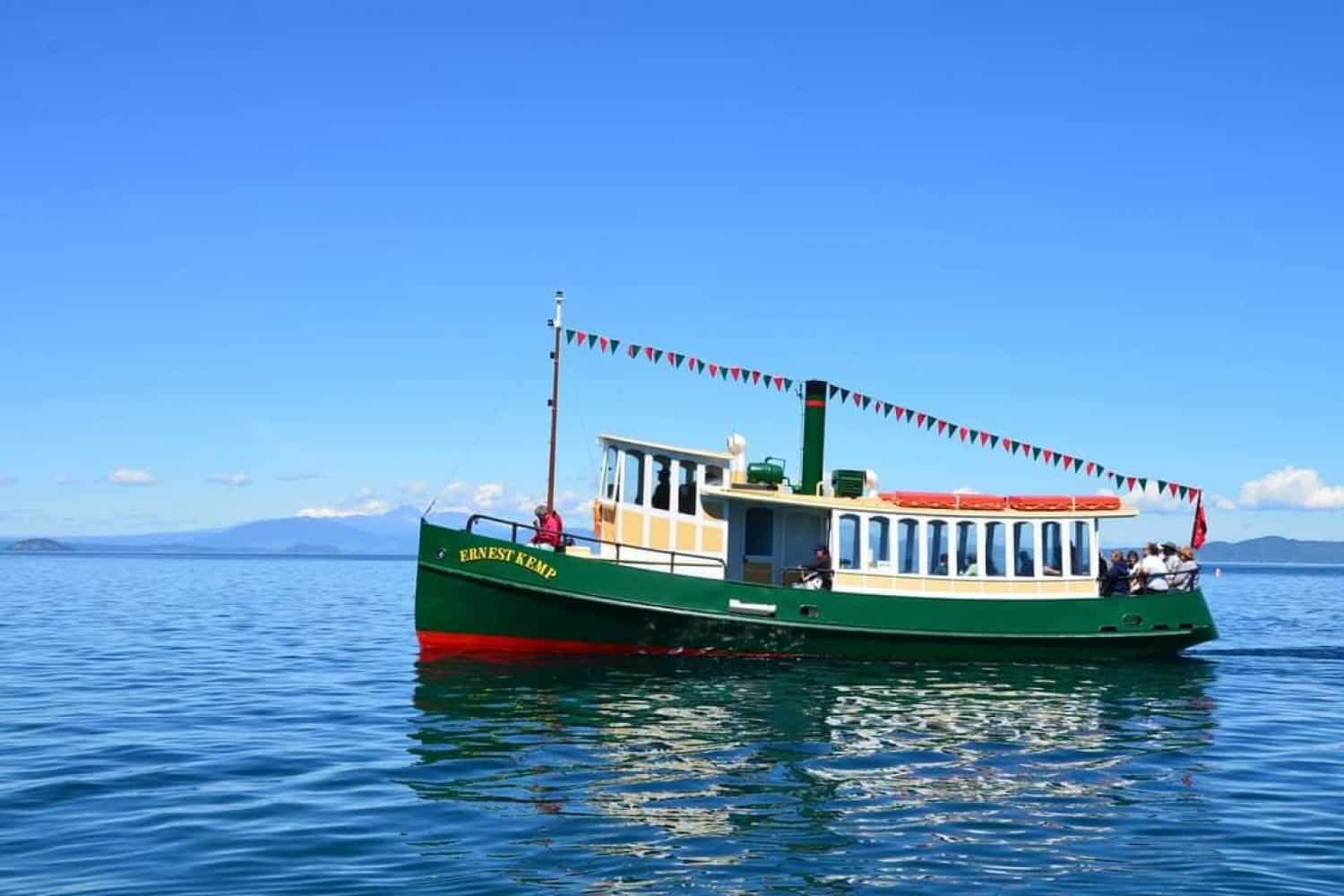 boat trip aboard Ernest Kemp