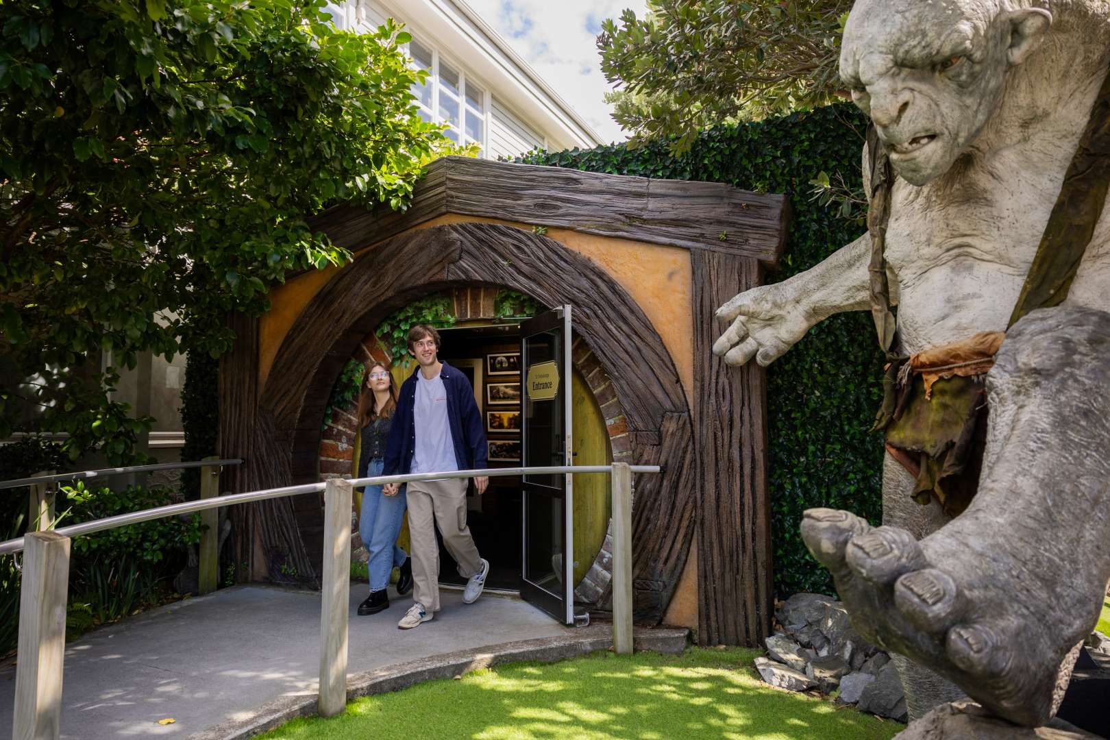 Wētā Cave