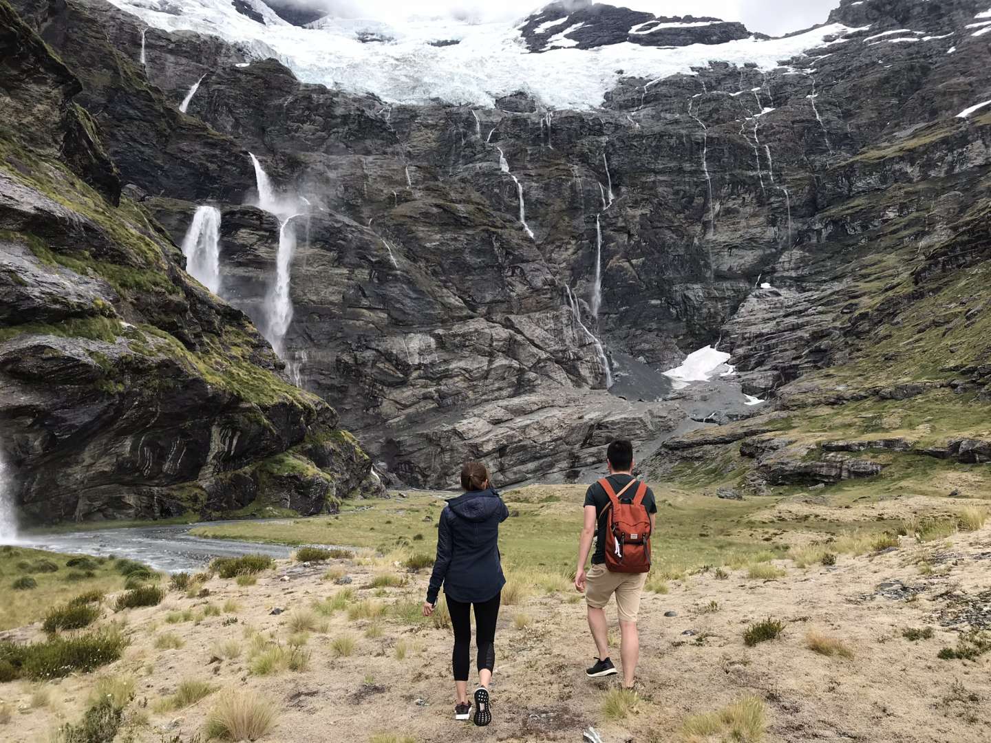 Middle Earth Waterfalls Helicopter hike from Queenstown