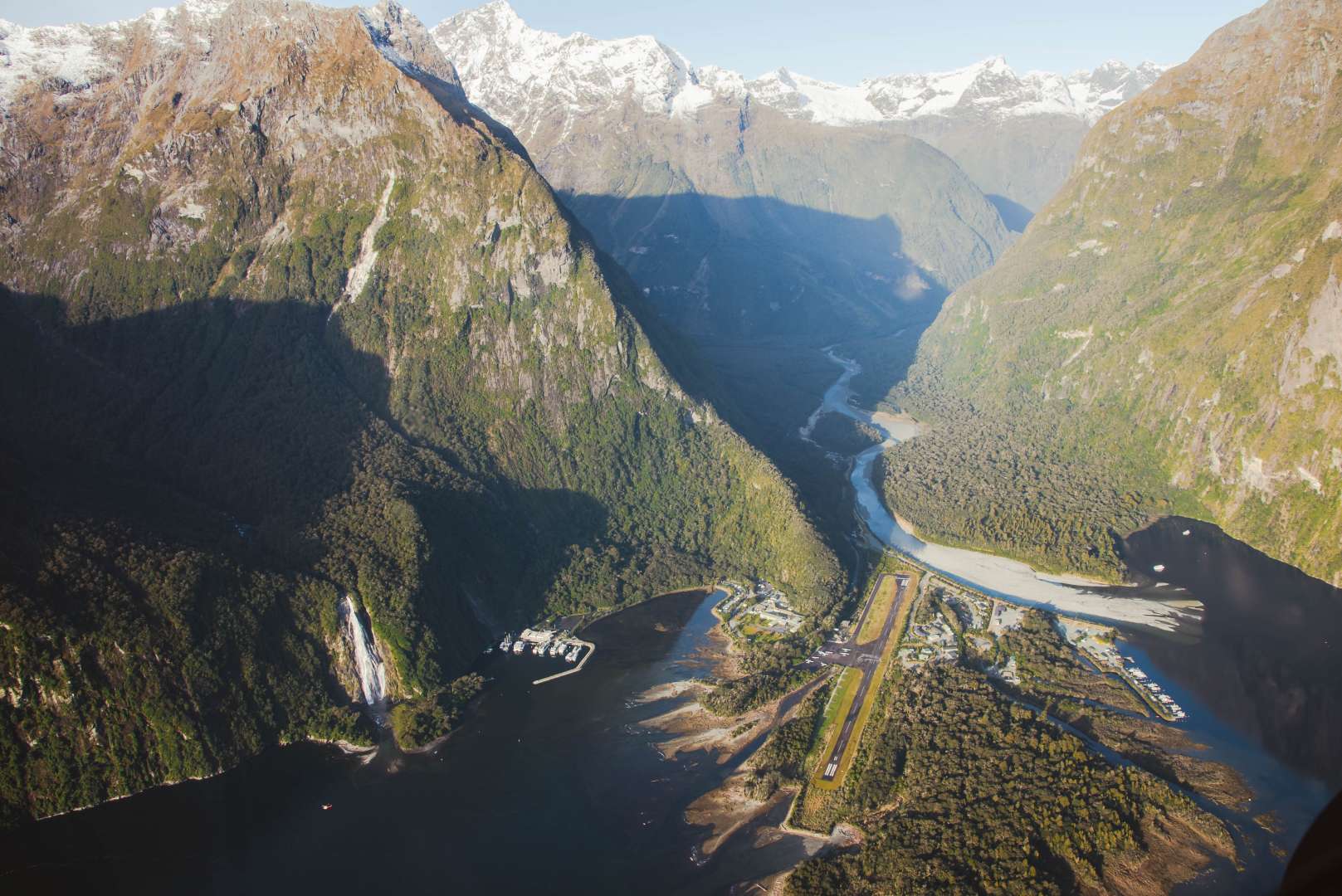 Milford Sound and National Parks from the Air Scenic Flight