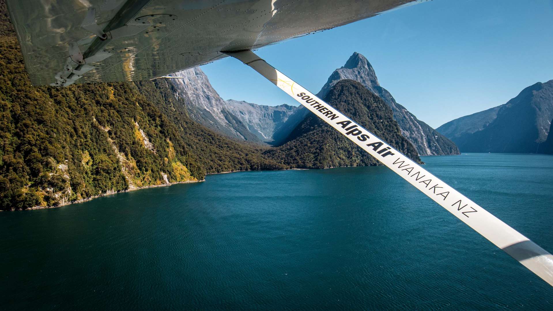Milford Sound Fly-Cruise-Fly Wanaka