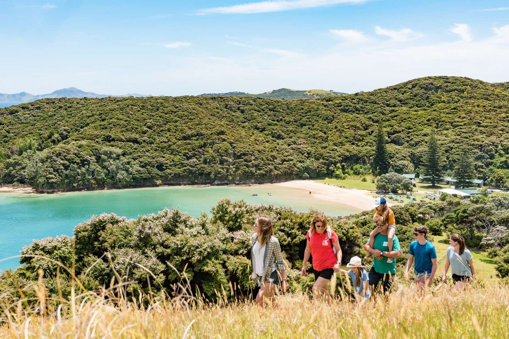 Otehei Bay Island walks, Island stop-over in the Bay of Islands