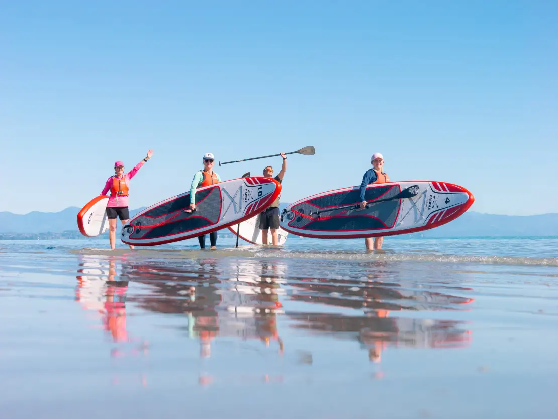 Paddleboarding in Tahunanui