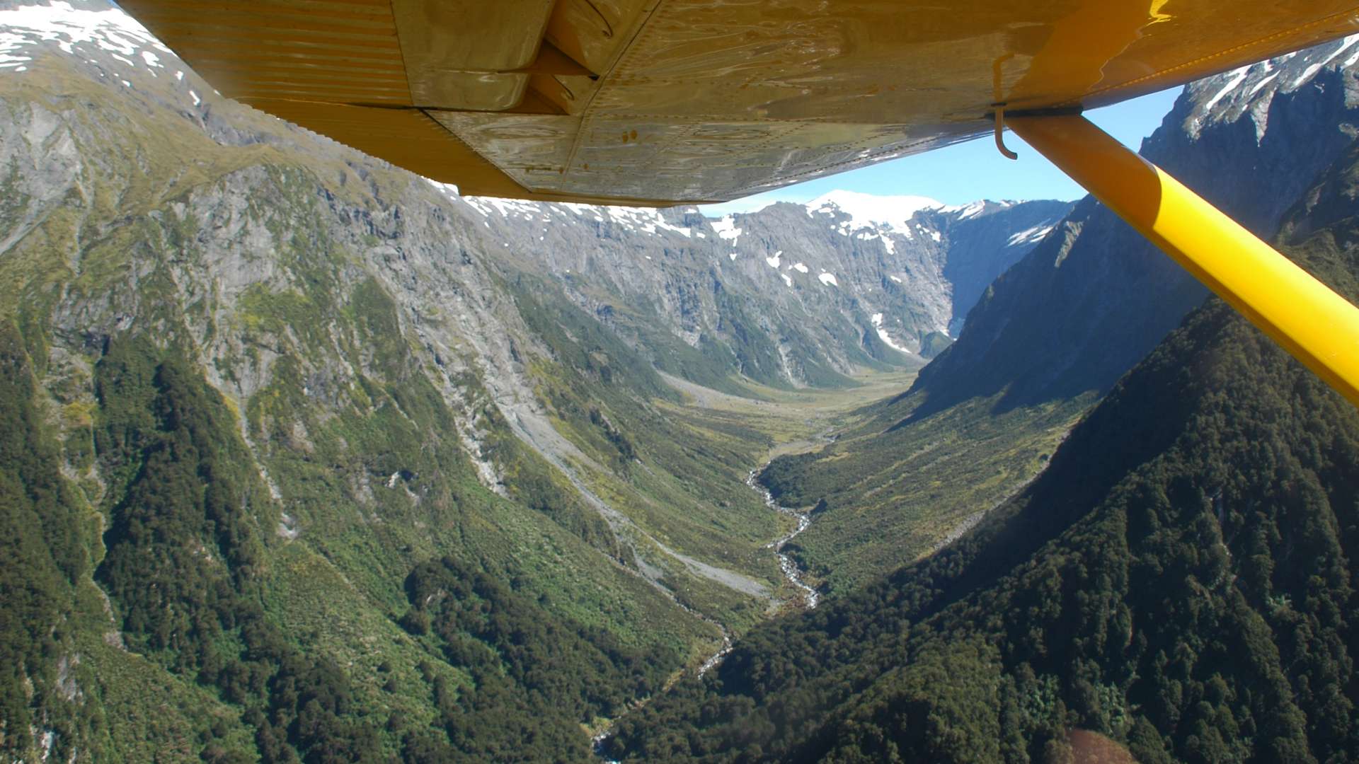 Scenic Flights Wanaka with The Siberia Experience