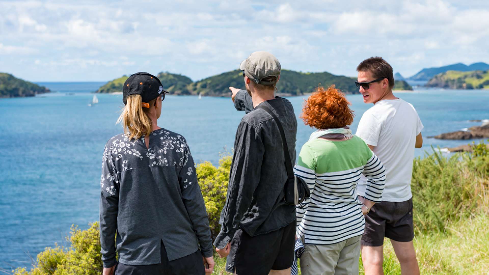 Visit the Bay of Islands on a Day Sailing Adventure visiting Islands and Bays
